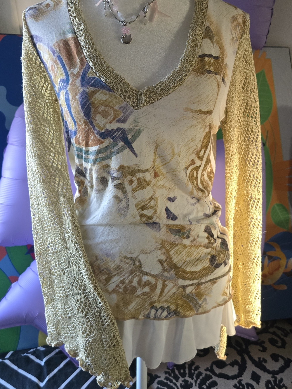 🔥(SOLD) Y2K Whimsigoth Fairycore Top Crochet Bell Sleeve Graphic S - Picture 3 of 11